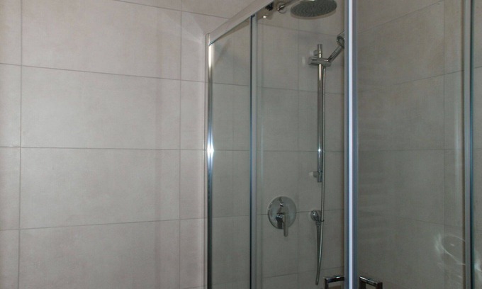 Bigogno Apartment | Lovely apartment for 4 people with WIFI, A/C, pool, TV, panoramic view and parking