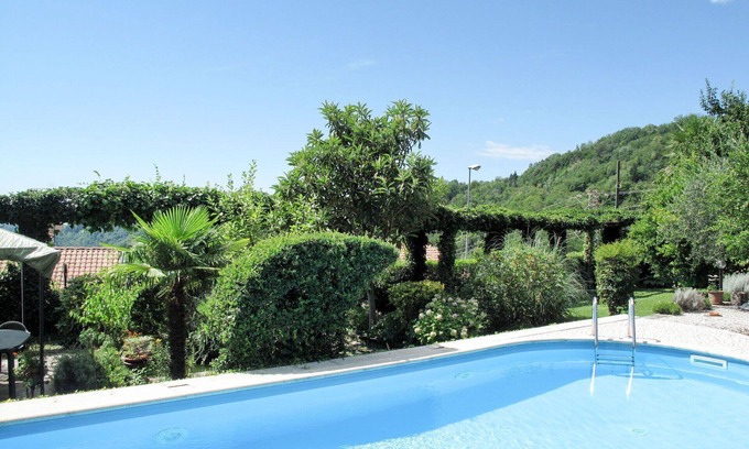 Vito d'Asio Apartment | Lovely apartment for 4 people with WIFI, pool, TV, patio, pets allowed and parking