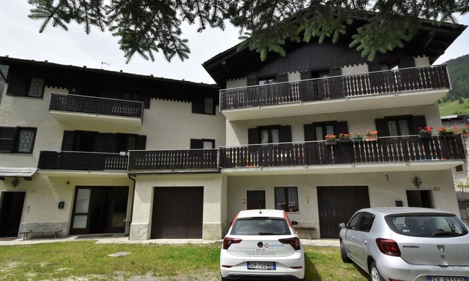 Isola Apartment | Lovely apartment for 5 guests with WIFI, TV, terrace and pets allowed
