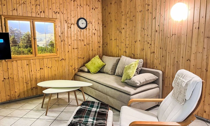 Grosssoelk Apartment | Lovely apartment for 2 guests with WIFI, hot tub and TV