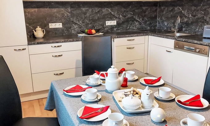 Steinheim Apartment | Lovely apartment for 4 people with WIFI, TV and terrace