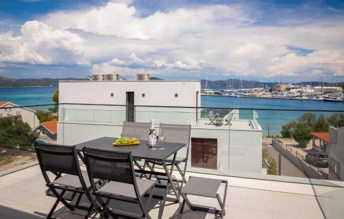 Municipality of Murter Apartment | Lovely Apartment In Betina With Wifi