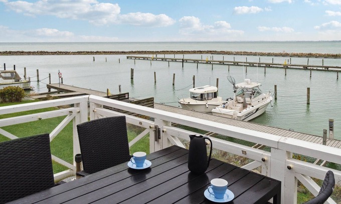 Borre Apartment | Lovely apartment in Borre with WiFi