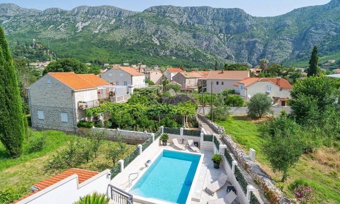 Komolac Apartment | Lovely apartment in Dubrovnik with WiFi