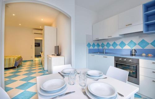Ghiaia Apartment | Lovely Apartment In Deiva Marina