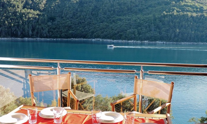 Duga Luka Apartment | Lovely apartment in Labin with WiFi