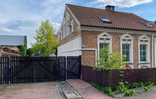 Nowe Warpno House | Lovely Apartment In Nowe Warpno