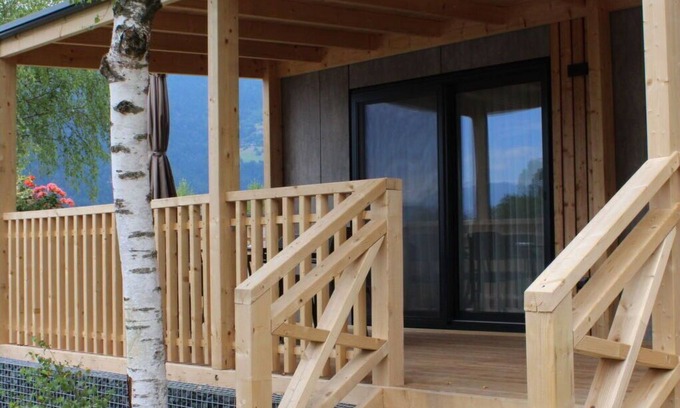 Ossiach House | Lovely apartment in villa for 6 guests with WIFI, TV, terrace and parking