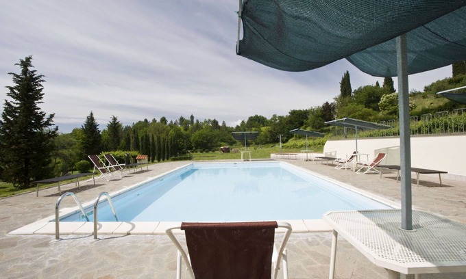 Cicogna House | Lovely apartment in villa for 4 people with pool, WIFI, patio, pets allowed and parking