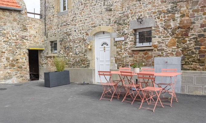Pirou House | Lovely apartment in villa for 4 people with WIFI and pets allowed