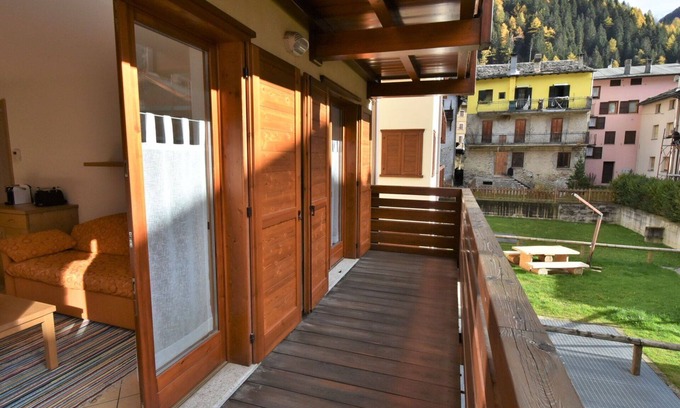 Campodolcino Apartment | Lovely apartment for 4 guests with WIFI, TV, terrace, pets allowed and parking