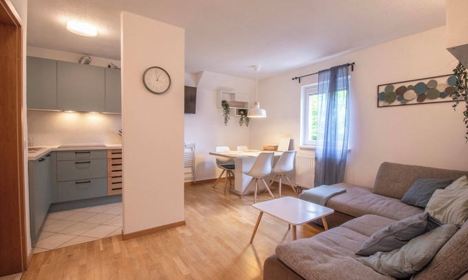 Bled Apartment | Lovely Apartment just above the lake Bled