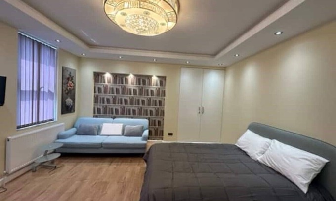 Reigate Apartment | Lovely Apartment Near Gatwick Airport