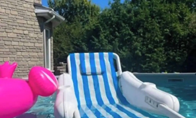 Blainville Apartment | Lovely apartment with pool and bbq
