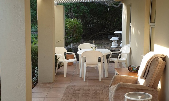 Fisherhaven House | Lovely Beach House in private nature reserve near Hermanus and Cape Town