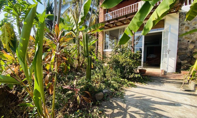 Tamanique Apartment | Lovely Beach View Apartment With Lush Garden