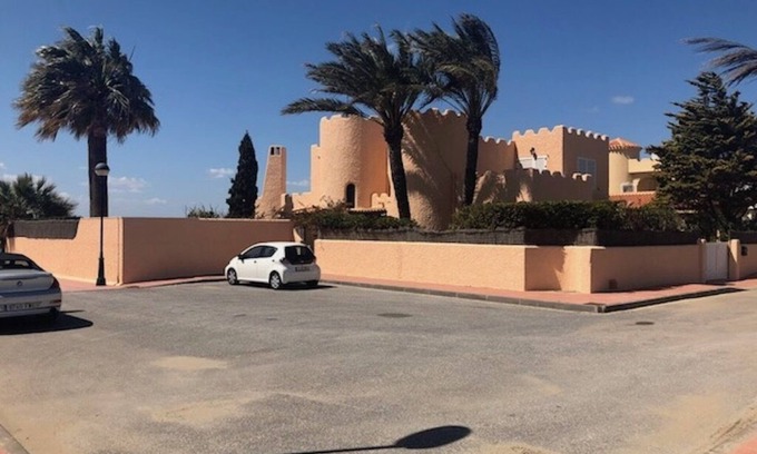 San Javier Ski Chalet | Lovely beachfront villa, 5 bedrooms and private pool on the Mar Menor