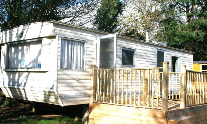 Pontypool House | Lovely Bk Calypso Bluebird 6 berth Holiday Caravan