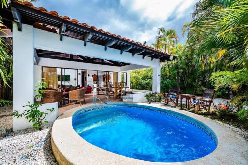 Playa Hermosa Villa | Lovely Condo w - Private Pool