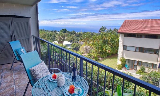 Honalo Condo | 🌴Lovely cooler elevation condo with ocean views. Well equipped.🌴