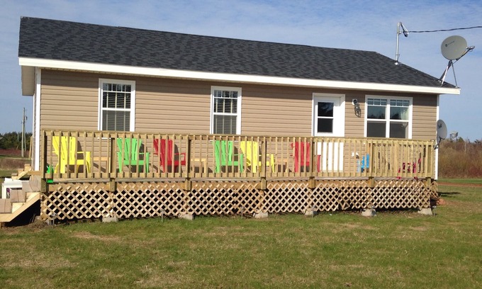 Darnley Cottage | Lovely Cottage.A Stone's Throw From Stunning Thunder Cove Beach