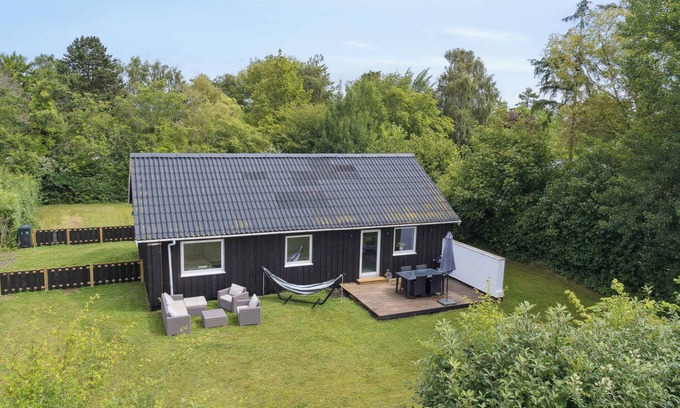 Næsby Strand House | Lovely cottage, close to beach and forest