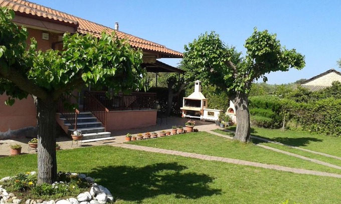 West Achaea Apartment | Lovely cottage with garden !