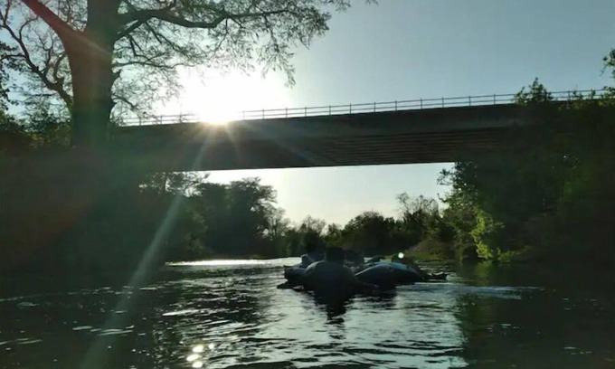 Martindale House | Lovely Cozy Country Home 3/2 TXSTU/walk to TXST Tubes/Don's Fish/Float the River