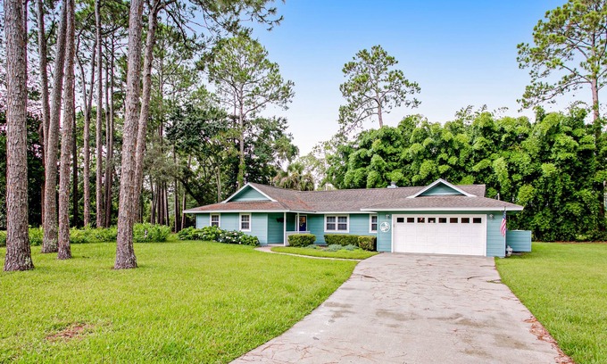 Fernandina Beach House | Lovely, dog-friendly home on 1 acre with fast WiFi & W/D - near the beach