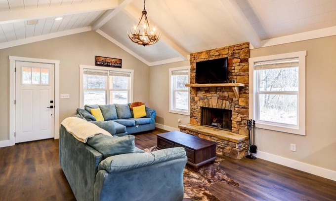 Ellijay House | Lovely Ellijay Vacation Rental Near Wineries