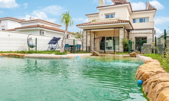 Bollullos de la Mitacion House | Lovely home in Bollullos de la Mitacion