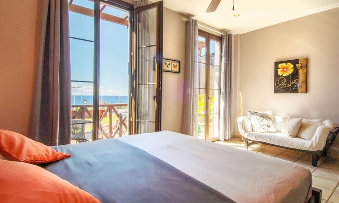 Santa Cruz de la Palma Apartment | Lovely apartment on 2 floors with sea view