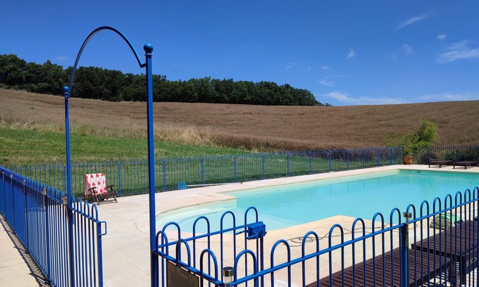 Drudas Other | Lovely farmhouse with pool, fibre optic internet and glorious views near Cadours
