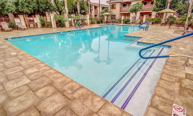 Maryvale Village Condo | Lovely Gated 1 Bedroom Condo-Located in the West Valley close to many Amenities