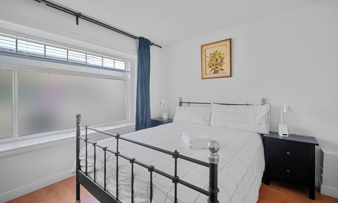 Fraserview House | Lovely ground floor suite in Central Vancouver