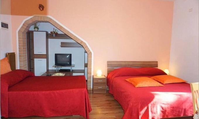 Izola Apartment | Lovely Holiday Apartment