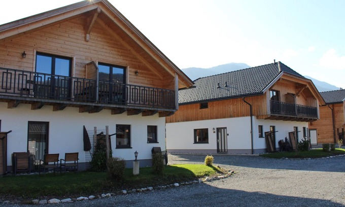 Jenig House | Lovely holiday home on park near ski resort