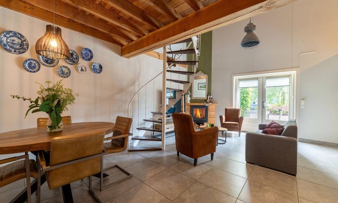 Nistelrode House | Lovely Holiday Home in Nistelrode near Lake