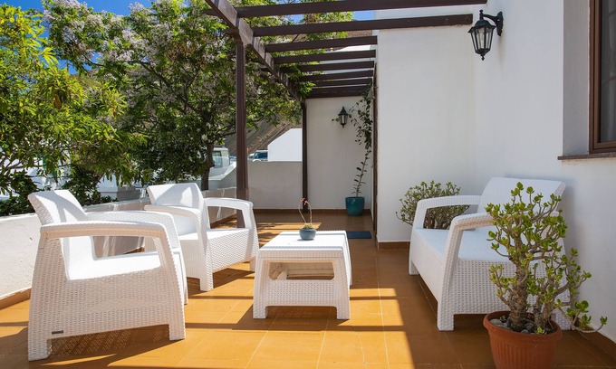 Tahiche Villa | Lovely Home at the Foot of the Mountain with Gorgeous Garden, Terraces, View & Wi-Fi