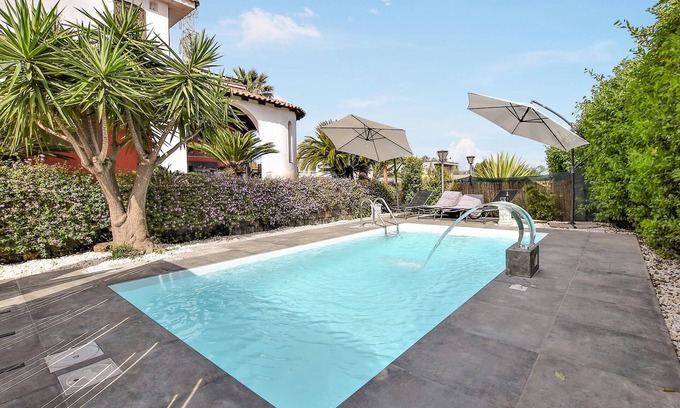 Aci Catena House | Lovely home in Acicatena with WiFi