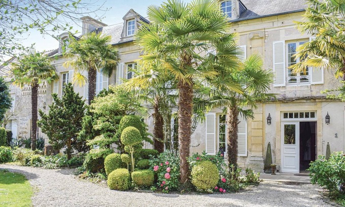 Barbery House | Lovely home in Barbery with WiFi