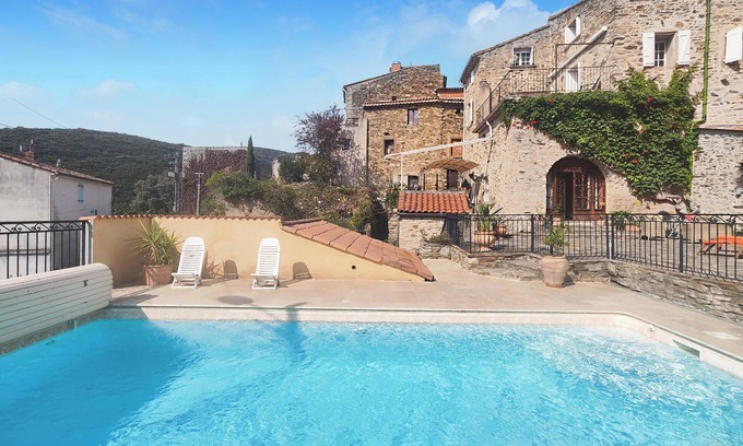 Cabrerolles House | Lovely home in Cabrerolles with WiFi