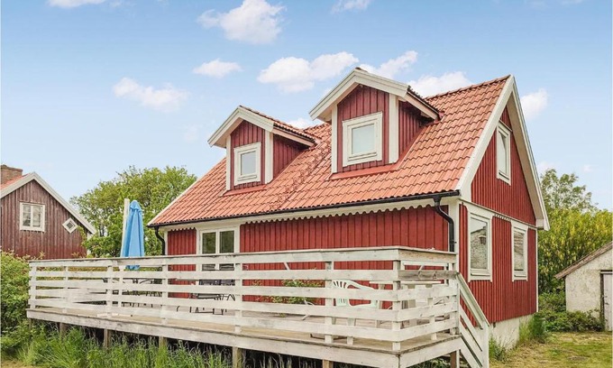 Degerhamn House | Lovely Home In Degerhamn With Kitchen