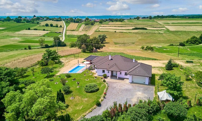 Municipality of Krizevci House | Lovely home in Krizevci