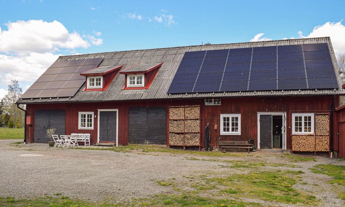 Kraketorp House | Lovely home in Lammhult with WiFi