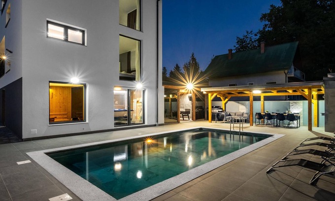 Brestovac House | Lovely home in Novo Zvecevo with sauna