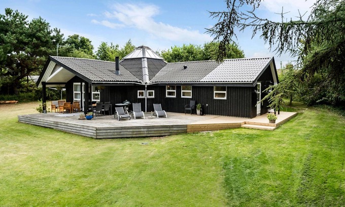 Klint House | Lovely home in Nykøbing Sj with WiFi