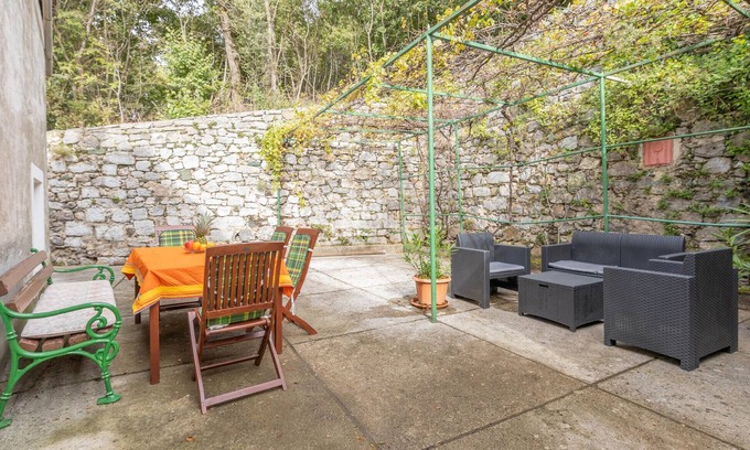 Senj House | Lovely home in Senj with WiFi