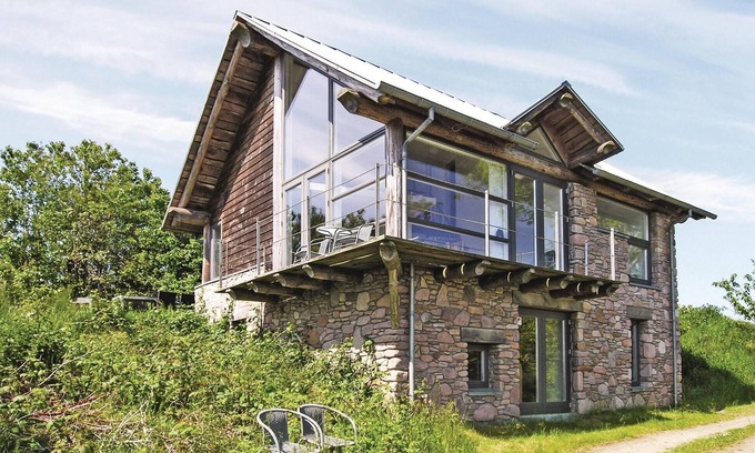 Listed House | Lovely home in Svaneke
