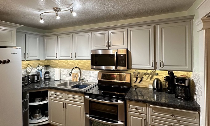 Emmett Cottage | Lovely Home in the heart of Emmett